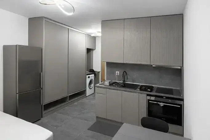 One-room apartment in Studentski Grad with terrace
