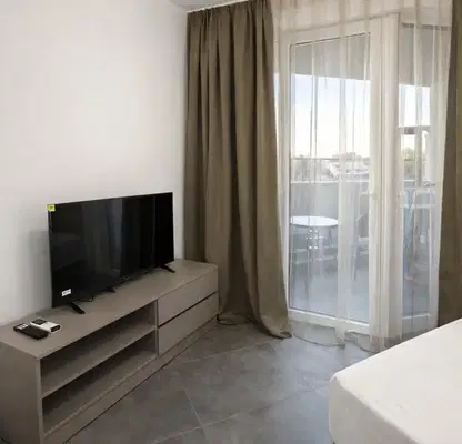 Photo 3 — One-room apartment in Studentski Grad with terrace