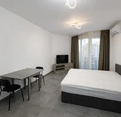 Photo 4 — One-room apartment in Studentski Grad with terrace