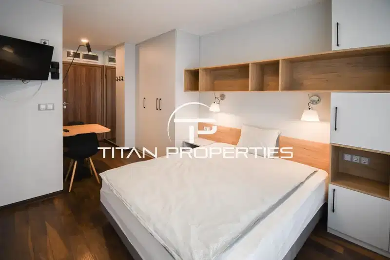 One-room apartment in Studentski Grad with southwest aspect