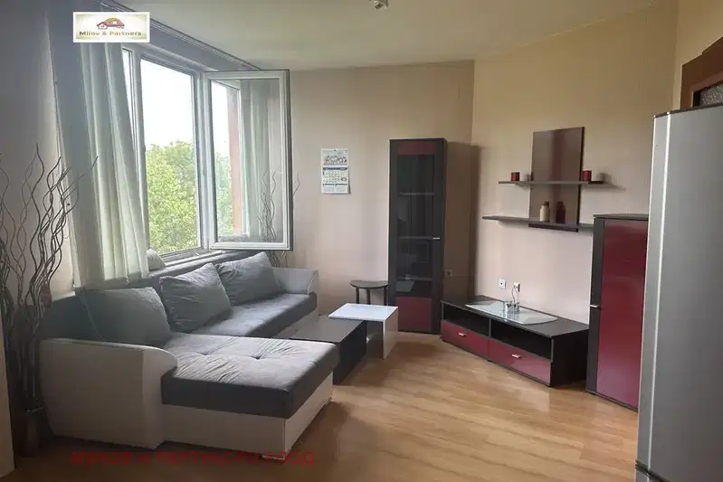 Two-room apartment in Studentski Grad with balcony