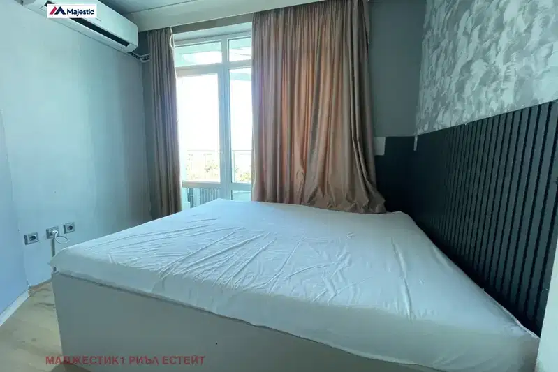 Three-room apartment with terrace in Studentski Grad, Sofia