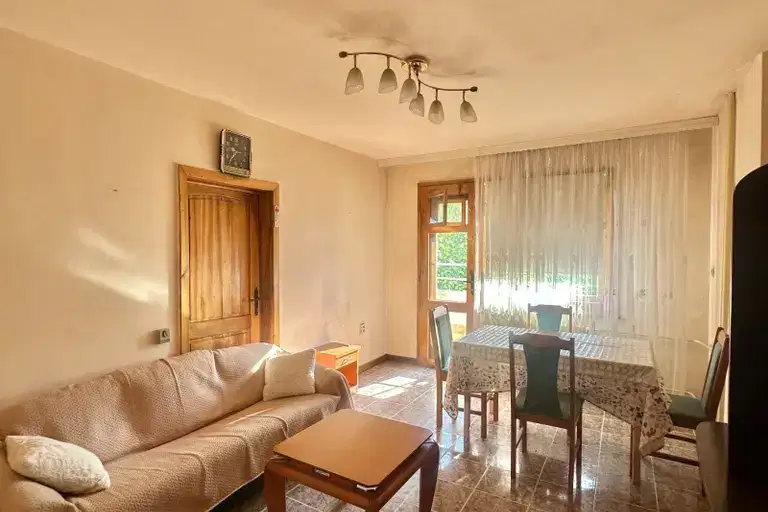 3-bedroom apartment in Sofia, Studentski Grad