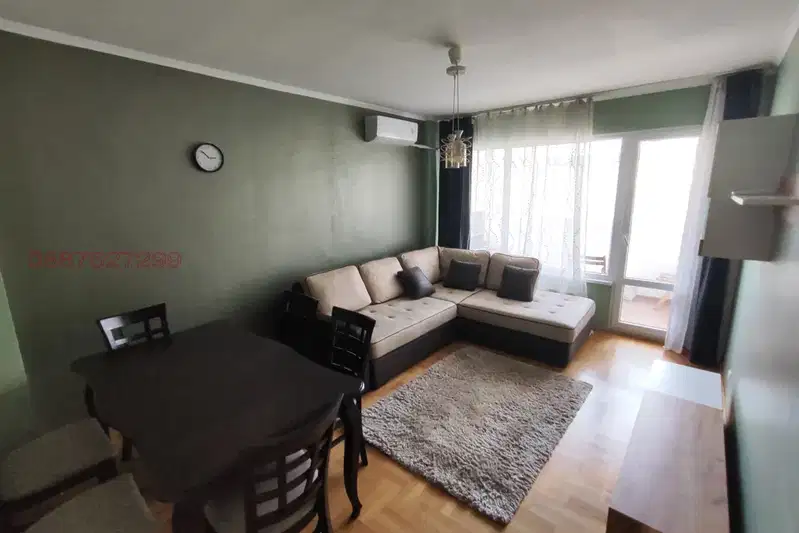 Three-room apartment in Suhata reka with three terraces