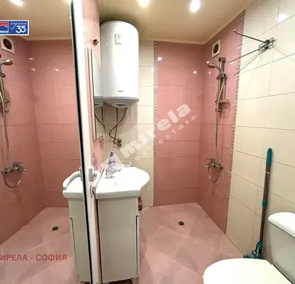 Снимка 5 — Тристаен апартамент с панорамна тераса в Сухата река, София