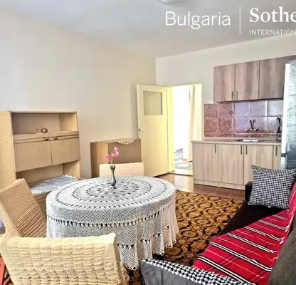 Photo 4 — Three-room apartment in Sukha reka with functional layout