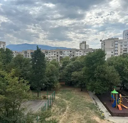 Снимка 5 — Едностаен апартамент в Света Троица, София, саниран блок
