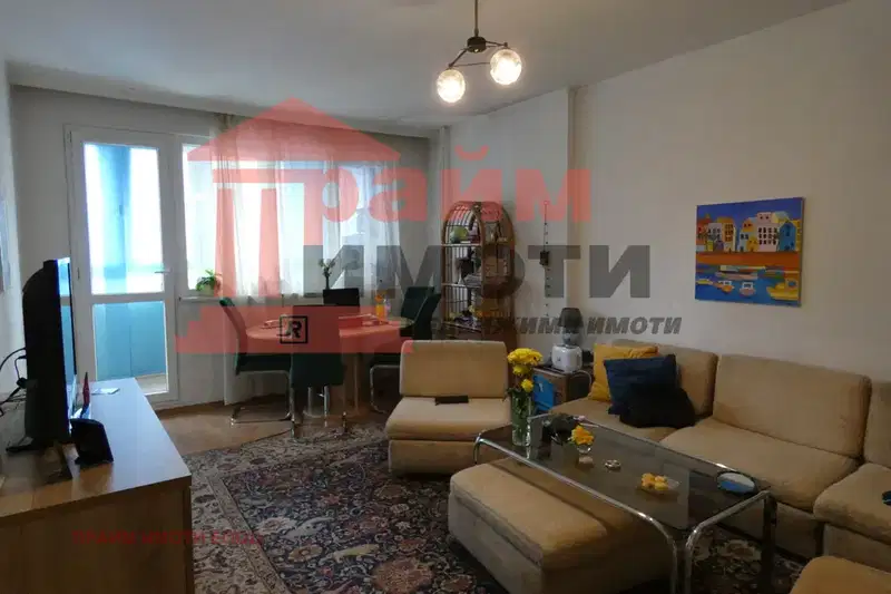 Two-room apartment with southeast aspect in Sveta Troitsa, Sofia