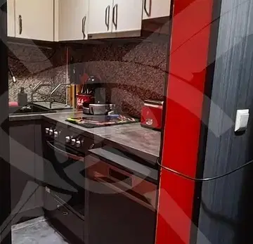 Снимка 5 — Просторен 3-стаен апартамент в Света Троица с тераса