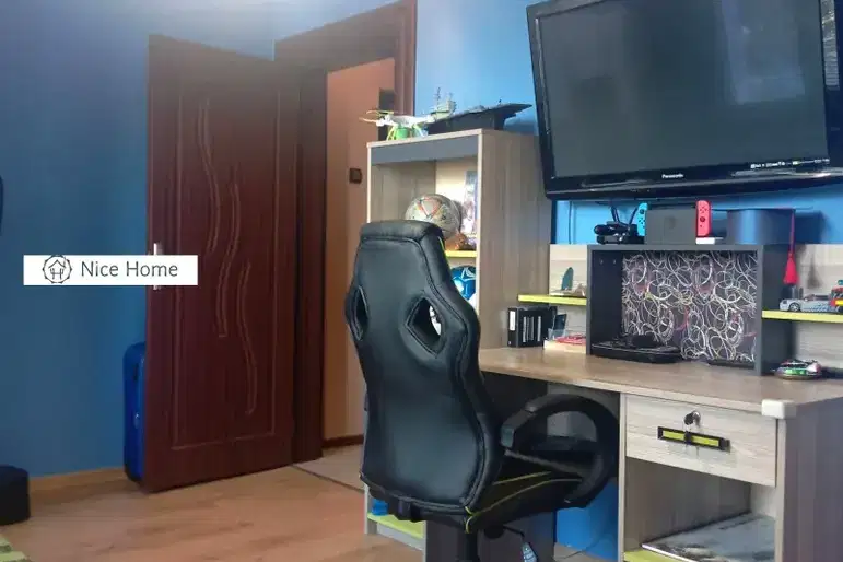 3-bedroom apartment in Sofia, Tolstoi