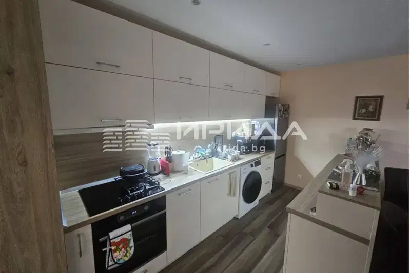Two-room apartment 75 sq m in Vitosha district, Sofia