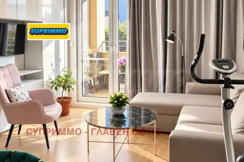 Двустаен апартамент с южно изложение в кв. Витоша, София