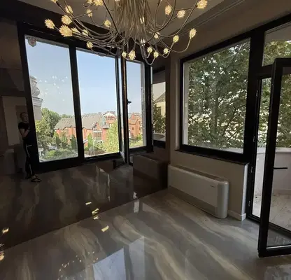 Photo 3 — Three-room apartment with two terraces in Vitosha district, Sofia