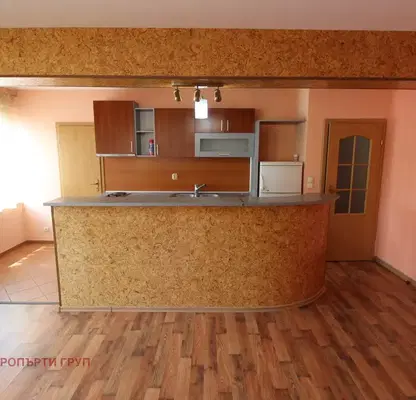 Снимка 4 — Тристаен апартамент с тераса в кв. Витоша, София