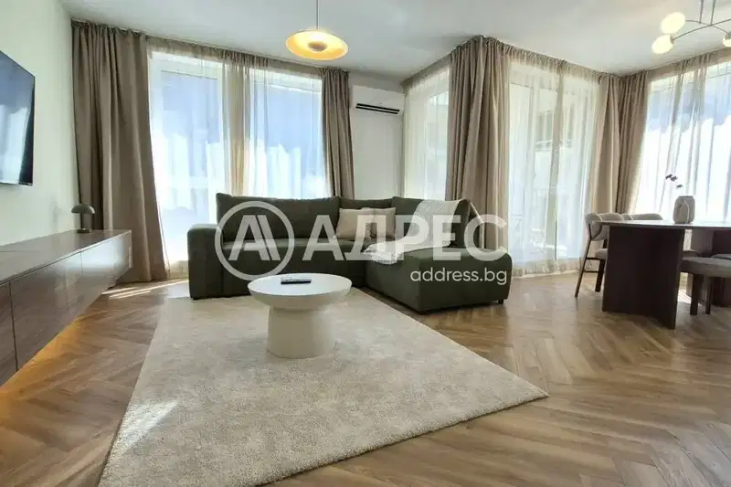 Three-room apartment with parking space in Vitosha residential complex, Sofia