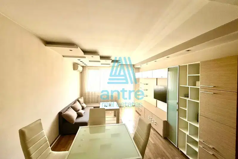 Spacious 3-room apartment with large terrace in Vitosha, Sofia