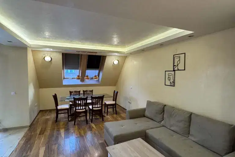 Three-room apartment in Sofia, Vitosha with parking space
