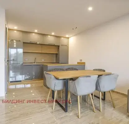 Photo 3 — 3-room apartment in Sofia, Vitosha with parking space and video surveillance