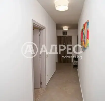 Снимка 5 — 4-стаен апартамент с тераса в кв. Витоша, София