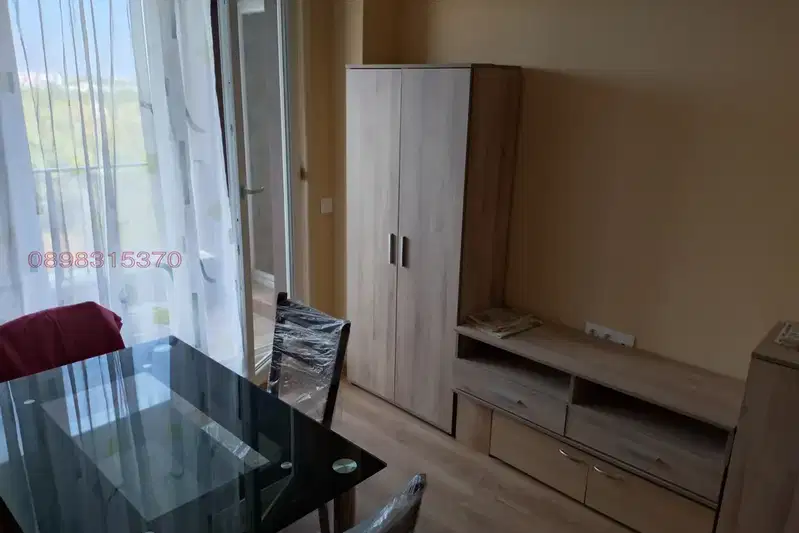Two-room apartment with garage in Vrabnitsa 1, Sofia