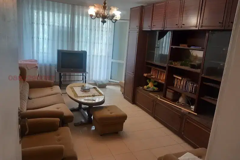 Three-room apartment with terrace in Nadezhda 5, Sofia