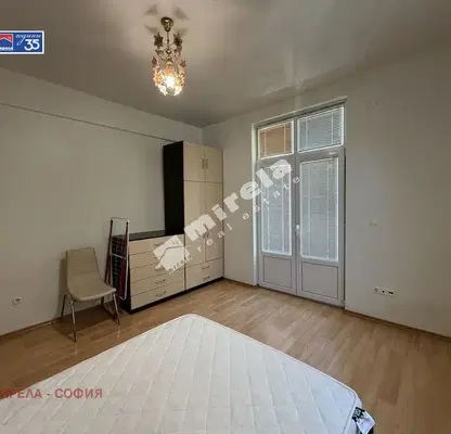 Снимка 4 — Тристаен апартамент с балкон в Яворов, София