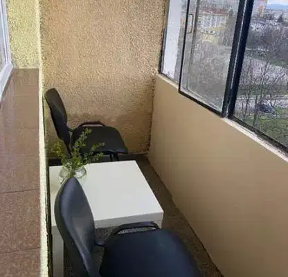Снимка 5 — Двустаен апартамент в Западен парк, София с остъклен балкон