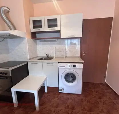 Photo 4 — One-room apartment in Zona B-18 with elevator and internet