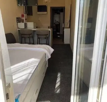 Photo 3 — 1-bedroom apartment in Sofia, Zona B-18