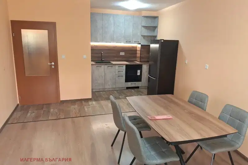3-room apartment in Zona B-18 with terrace in Sofia