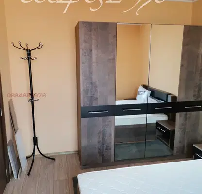 Photo 5 — 3-bedroom apartment in Sofia, Zona B-18