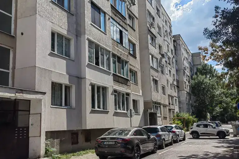 2-bedroom apartment in Sofia, Zona B-5