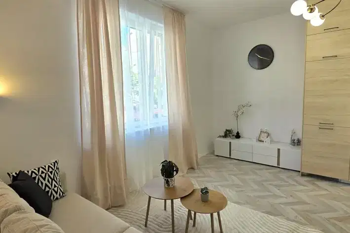 3-bedroom apartment in Sofia, Zona B-5