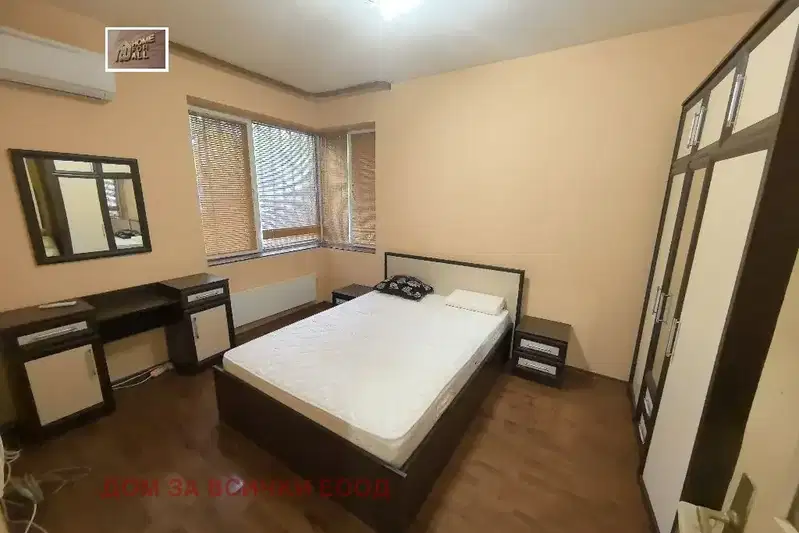 One-room apartment in Zona B-5-3, Sofia, furnished