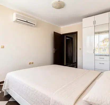 Снимка 3 — Двустаен апартамент с морска гледка в Созопол, Hacienda Beach