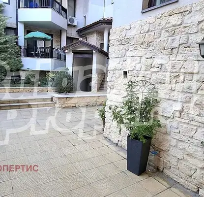 Photo 2 — Three-room apartment with south aspect in Sozopol near Harmanite beach