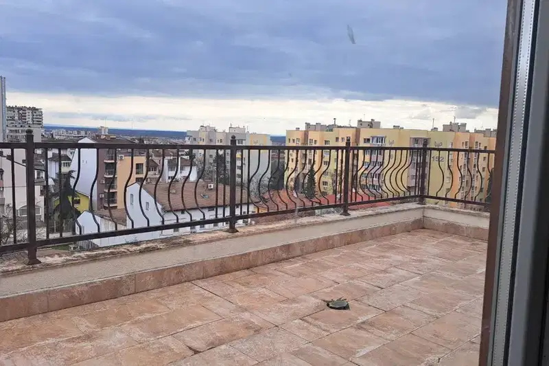 Two-room apartment with terrace in Ayazmoto, Stara Zagora