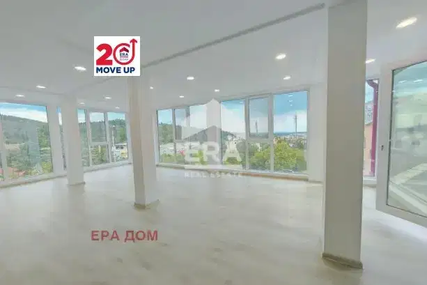 Three-room apartment with large terrace in Ayazmoto, Stara Zagora