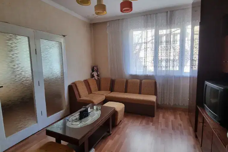 Spacious 4-room apartment in Ayazmoto, Stara Zagora with two terraces
