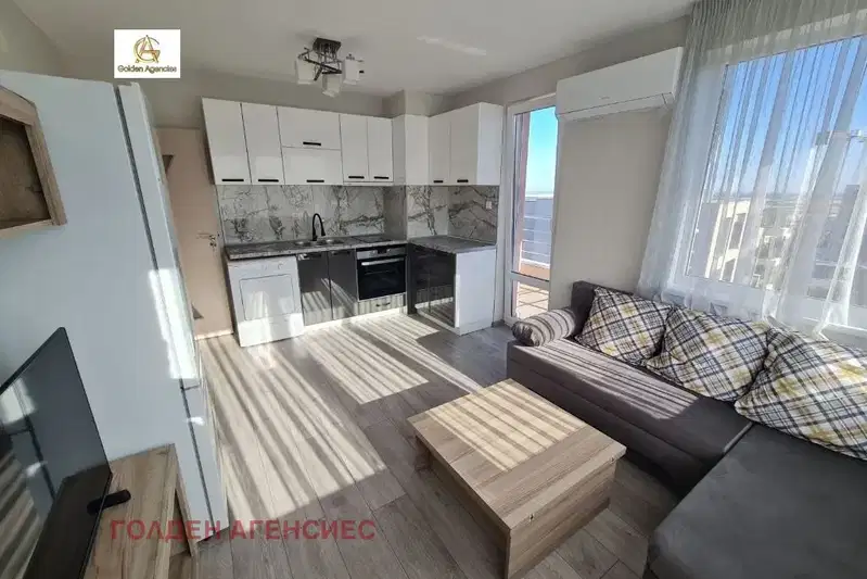 Three-room apartment with terrace in Stara Zagora, Billa district