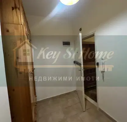 Снимка 4 — Двустаен апартамент с тераса в Центъра на Стара Загора