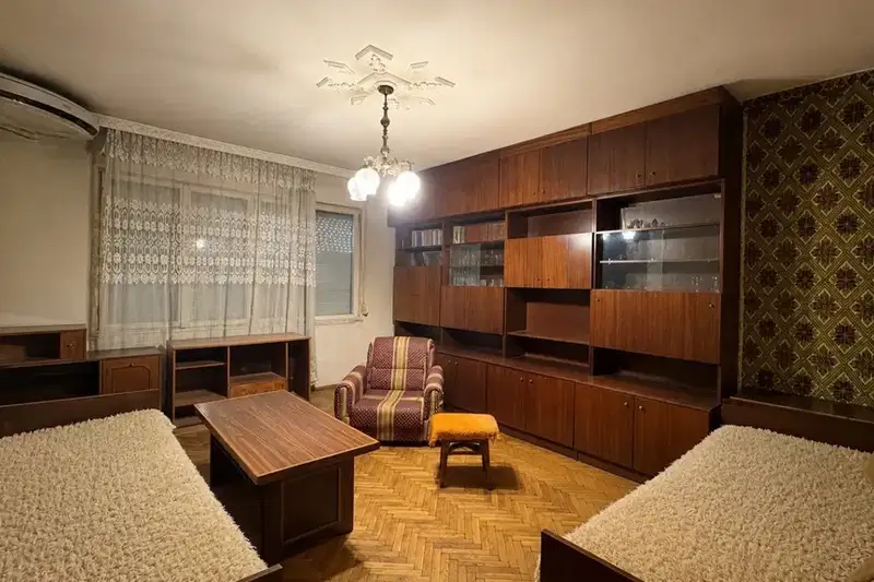 Three-room apartment with two bedrooms in Center, Stara Zagora