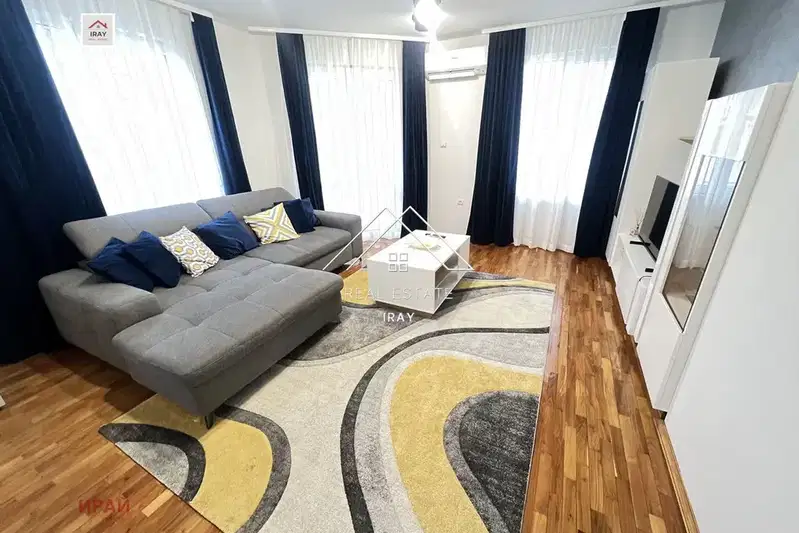 Three-room apartment with two terraces in Center, Stara Zagora