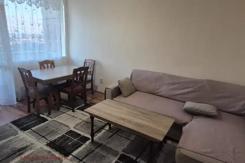 3-bedroom apartment in Stara Zagora, Centyr