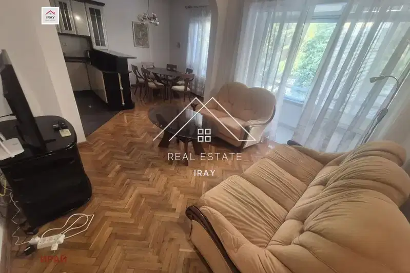 4-room apartment in Center, Stara Zagora with two terraces