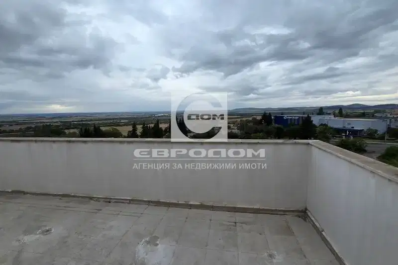 Spacious 3-room studio in Zheleznik East, Stara Zagora