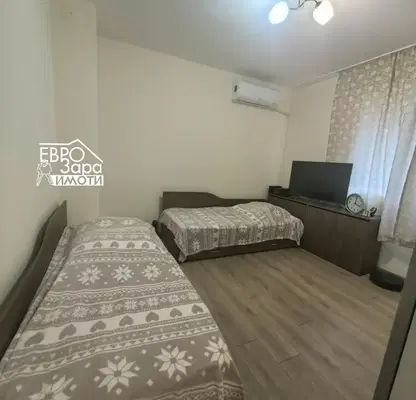 Photo 4 — 3-room apartment in Stara Zagora, Zheleznik - east with terrace