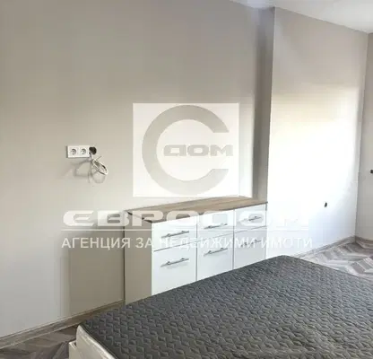 Photo 5 — Two-room apartment in Stara Zagora, Kazanski - east, with balcony