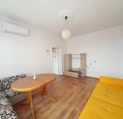 Photo 2 — 2-bedroom apartment in Stara Zagora, Remiza