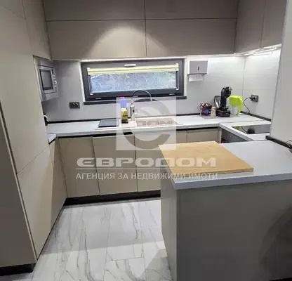 Photo 3 — Three-room apartment with two terraces in Tri chuchura - center, Stara Zagora